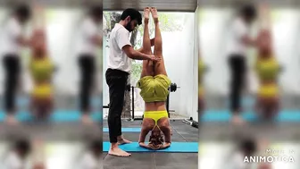 Malaika Arora Hot Yoga Poses | Malaika Arora Yoga Video VIRAL