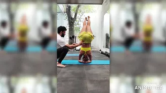 Malaika Arora Hot Yoga Poses | Malaika Arora Yoga Video VIRAL