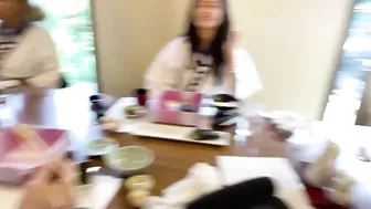 Valkyrae highlights from Scarra's sushi making stream