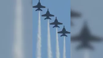 Blue Angels Sneak Pass Pensacola Beach Airshow 2022