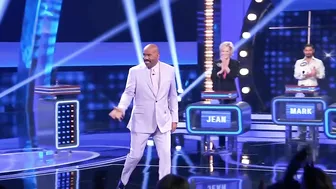 Quinta Brunson sheds tears on Celebrity Family Feud! | Celebrity Family Feud