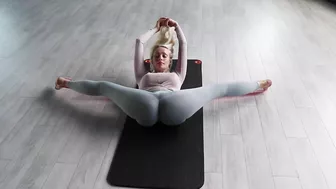 Stretching and Gymnastics with Yoga Band