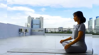 VINYASA FLOW YOGA