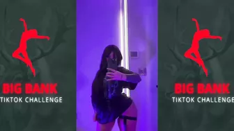 Big Bank TikTok Challenge ???????? #bigbank​ #shorts​ #bikini #twerk