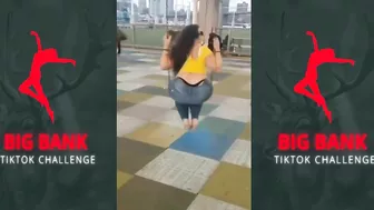 Big Bank TikTok Challenge ???????? #bigbank​ #shorts​ #bikini #twerk