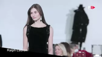 GRACE ELIZABETH Best Model Moments FW 2022 - Fashion Channel