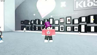 *FREE Purse* Klossette x Lovespun Purse in Roblox High School 2