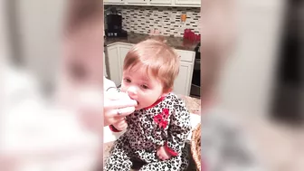 Funny Baby Loves Food - Babies Eating Compilation