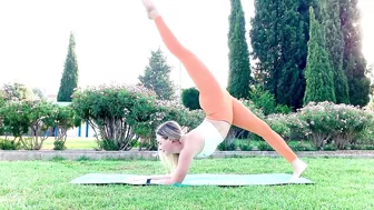 advanced stretching exercises for splits. stretching for yoga and contortion