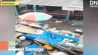 Mini Tsunami hit Indonesia! High Tide hit Bantul Beach and destroying Buildings and Boats