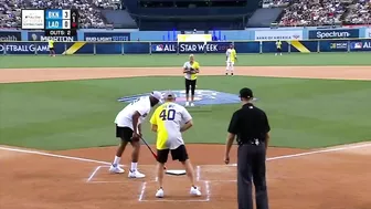 VLADIMIR GUERRERO Y DAVID ORTIZ en el SOFTBALL ???? GAME