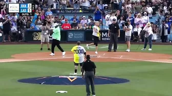 VLADIMIR GUERRERO Y DAVID ORTIZ en el SOFTBALL ???? GAME