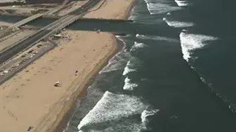 Possible shark sighting forces parts of Huntington Beach to shut down