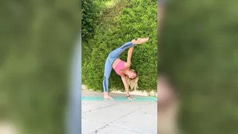 stretching splits