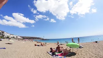 Walking Tour Barcelona Spain. Beach Walk 4k. Summer 2022