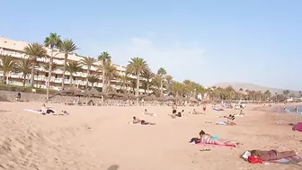 Walking Tour Barcelona Spain. Beach Walk 4k. Summer 2022