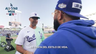 Hanging with Andre Ethier on the field at Celebrity Softball! | La Vida Más Fina