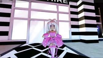 Recreating My Badge As A Royale High Avatar Roblox Royale High Dress Up Challenge