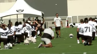 Raiders first practice, early stretching - July 21, 2022