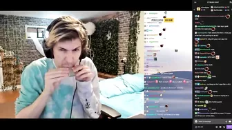 xQc vapes on Stream