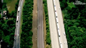 Thousands of lorries queue near Dover amid travel chaos