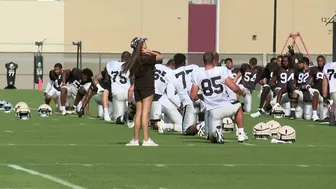 Raiders training camp FIRST DAY WITH PADS Stretching - July 27, 2022