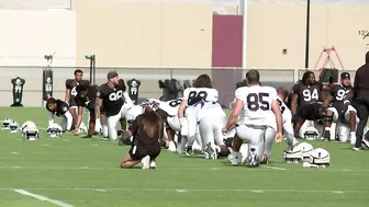 Raiders training camp FIRST DAY WITH PADS Stretching - July 27, 2022