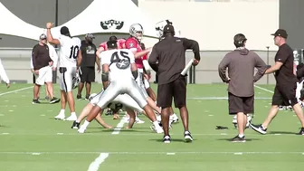 Raiders training camp FIRST DAY WITH PADS Stretching - July 27, 2022