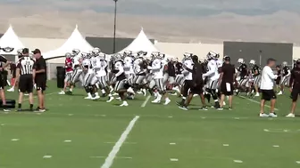 Raiders training camp FIRST DAY WITH PADS Stretching - July 27, 2022