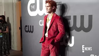 KJ Apa Is UNRECOGNIZABLE After Ditching Riverdale Red Hair | E! News