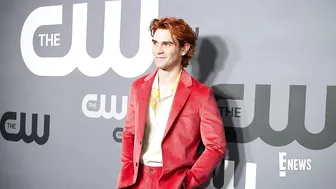 KJ Apa Is UNRECOGNIZABLE After Ditching Riverdale Red Hair | E! News