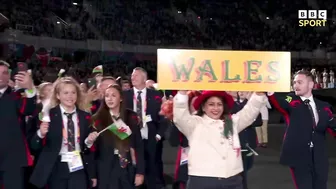 Birmingham 2022 begins with spectacular opening ceremony | Commonwealth Games - BBC