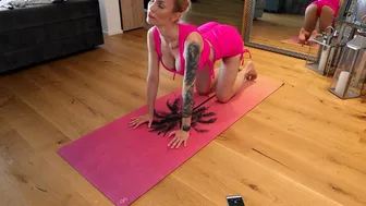 YOGA at home / Full Body Stretching exercises / cat cow / puppy pose