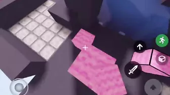 you can now “autoclick” on mobile?? ????⚔️ roblox bedwars