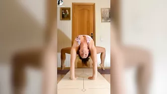 yoga to Improve Flexibility & stretching The Art of Balance