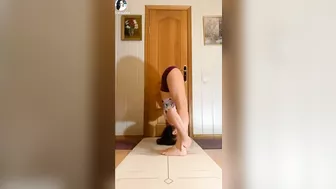 yoga to Improve Flexibility & stretching The Art of Balance