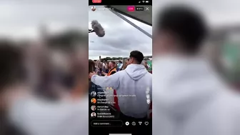 Ekin Su and Davide greeting fans at the airport on Instagram live after love island