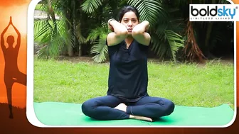 Yoga For Cervical Pain | सर्वाइकल के दर्द से आराम दिलाएगा ये योगा | Boldsky *Yoga