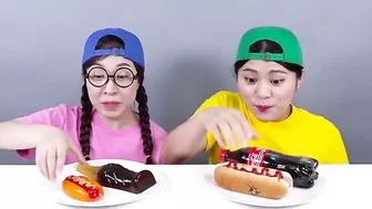 Big Chocolate VS Small Chocolate Challenge DONA