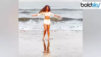 Disha Patani White Bralette Beach Video Viral,Bikini में ढाया कहर | Boldsky *Entertainment