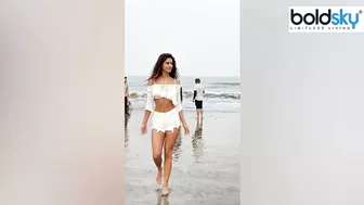 Disha Patani White Bralette Beach Video Viral,Bikini में ढाया कहर | Boldsky *Entertainment