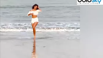 Disha Patani White Bralette Beach Video Viral,Bikini में ढाया कहर | Boldsky *Entertainment