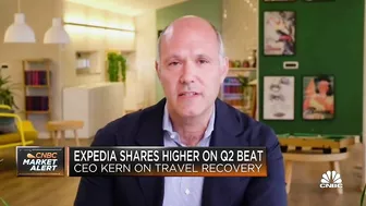 The trends are pretty strong in travel with no view of weakening, says Expedia CEO