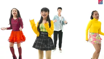 THREE MODELS - Mamah Papah Bilang (Official Music Video)