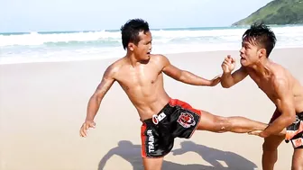 Muay Thai Beach Sparring