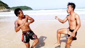 Muay Thai Beach Sparring