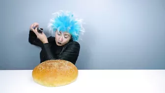 Mukbang Giant burger decoration food challenge!음식 챌린지 by Pico Pocky