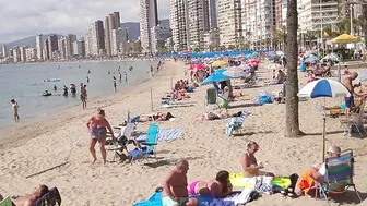 Benidorm rambler LOOK AT THE BEACH