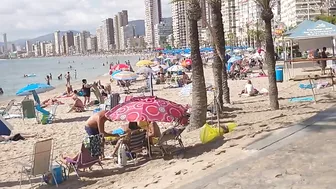 Benidorm rambler LOOK AT THE BEACH