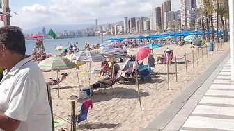 Benidorm rambler LOOK AT THE BEACH